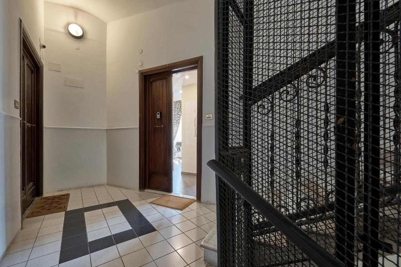 A Casa Di Roberta Apartment Rome Bagian luar foto