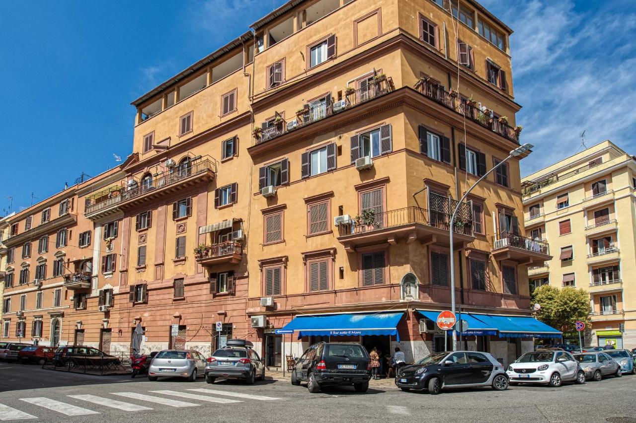 A Casa Di Roberta Apartment Rome Bagian luar foto