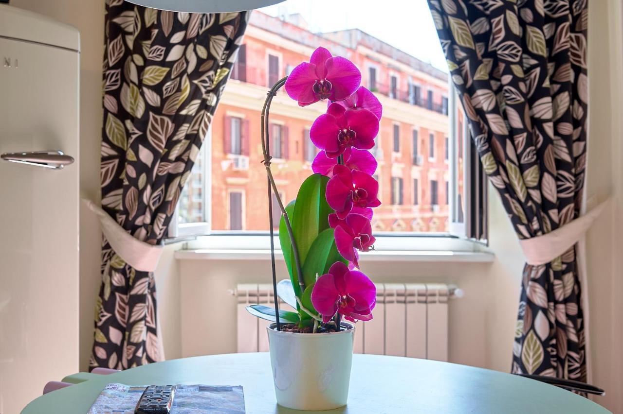 A Casa Di Roberta Apartment Rome Bagian luar foto